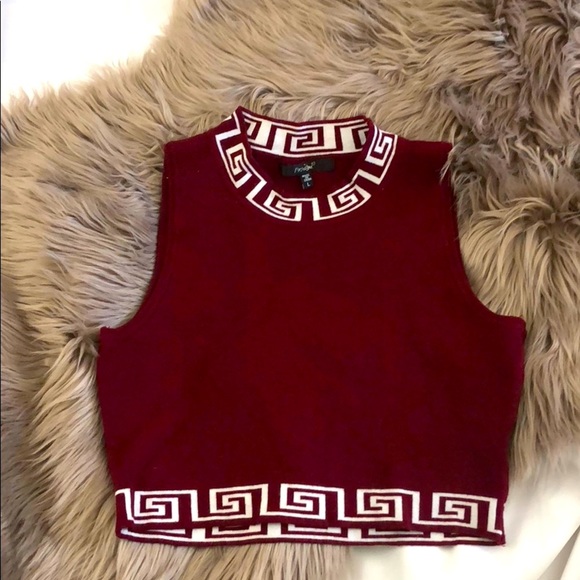 Papaya Crop Top Size Large Burgundy in Color - Picture 2 of 3